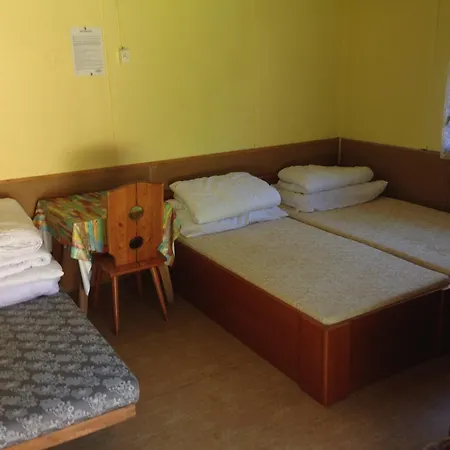 Chatova Osada Luh V Susici Campsite Susice (Plzen)